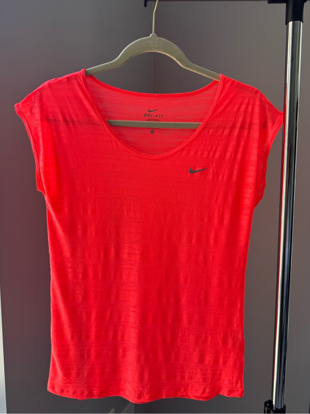 Nike Dri Fit top - XS